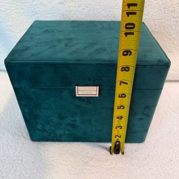 NEW La Mer Large Velvet Vanity Jewelry Box Skincare Storage - Picture 5 of 6